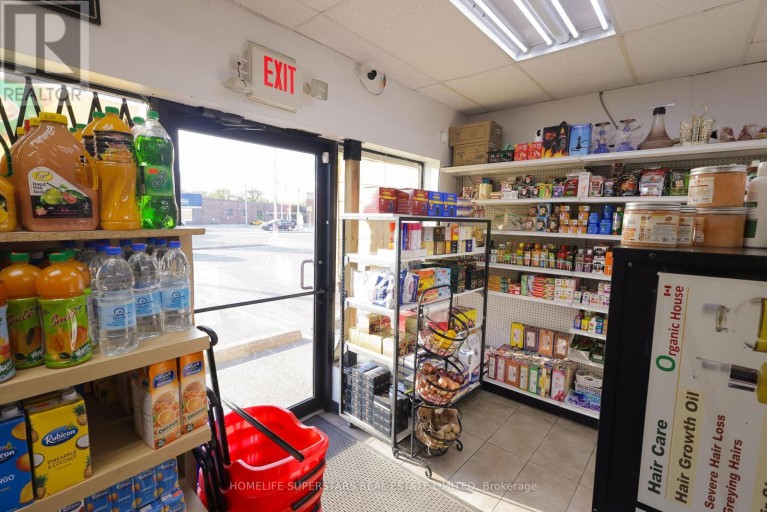 86 NIAGARA STREET, St. Catharines (E. Chester), Ontario, L2R4L2