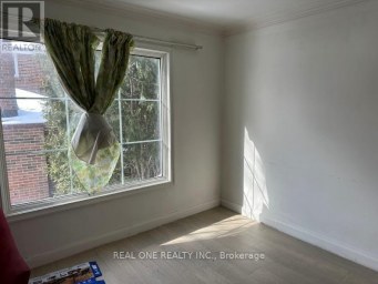 22 PLEASANT VIEW DRIVE Toronto (Pleasant View) Ontario photo 3