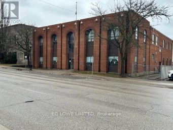 31 COLBORNE STREET E Orillia Ontario photo 1