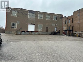 31 COLBORNE STREET E Orillia Ontario photo 2