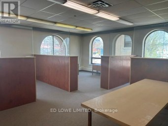 31 COLBORNE STREET E Orillia Ontario photo 6