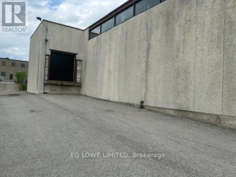 69 PETER STREET S Orillia Ontario photo 14