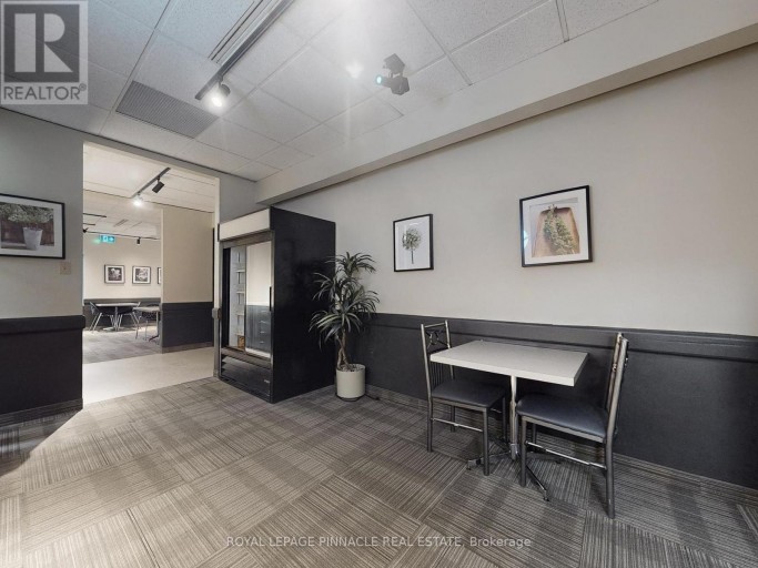 100 - 3390 SOUTH SERVICE ROAD, Burlington (Industrial Burlington), Ontario, L7N3J5