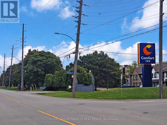 100 - 3390 SOUTH SERVICE ROAD, Burlington (Industrial Burlington), Ontario, L7N3J5