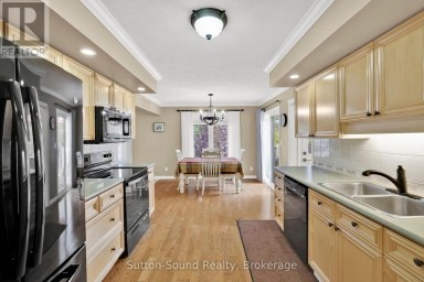 900 10TH AVENUE E Owen Sound Ontario photo 13