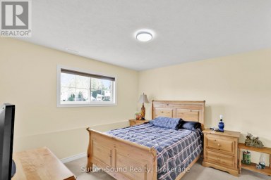900 10TH AVENUE E Owen Sound Ontario photo 23