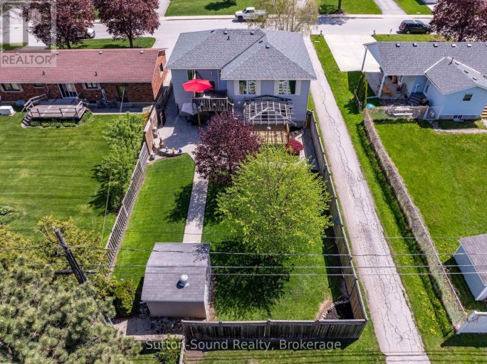 900 10TH AVENUE E, Owen Sound, Ontario, N4K3H7