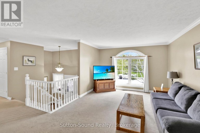 900 10TH AVENUE E, Owen Sound, Ontario, N4K3H7