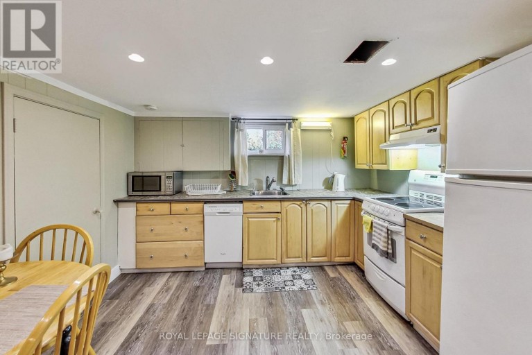1 MILNE AVENUE, Toronto (Oakridge), Ontario, M1L1J7