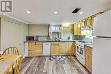 1 MILNE AVENUE Toronto (Oakridge) Ontario photo 4
