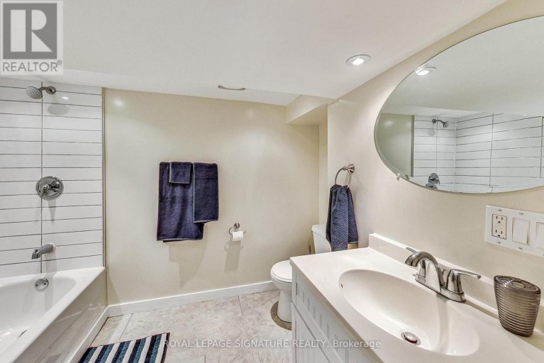 1 MILNE AVENUE, Toronto (Oakridge), Ontario, M1L1J7