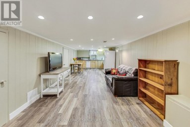 1 MILNE AVENUE Toronto (Oakridge) Ontario photo 8