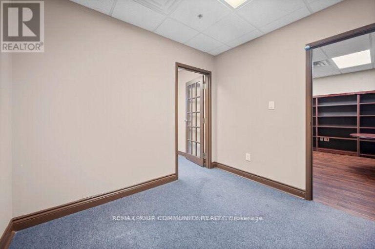 6 - 355 HARRY WALKER PARKWAY, Newmarket (Newmarket Industrial Park), Ontario, L3Y8V6