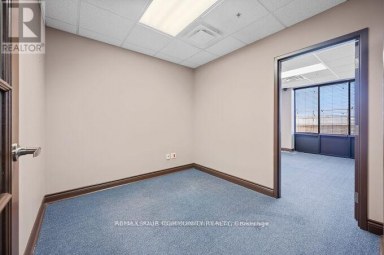 6 - 355 HARRY WALKER PARKWAY Newmarket (Newmarket Industrial Park) Ontario photo 22