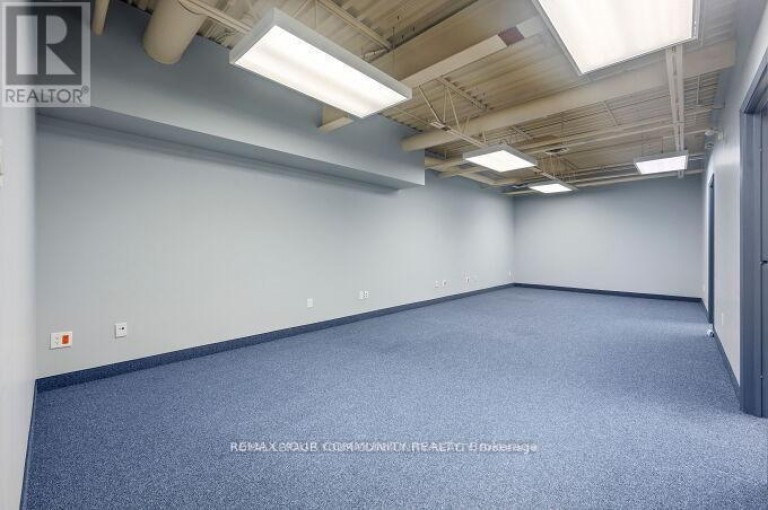 6 - 355 HARRY WALKER PARKWAY, Newmarket (Newmarket Industrial Park), Ontario, L3Y8V6