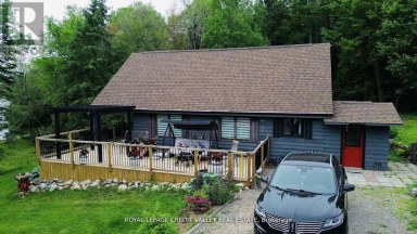992 SOUTH BAPTISTE LAKE ROAD, Hastings Highlands (Herschel Ward), Ontario