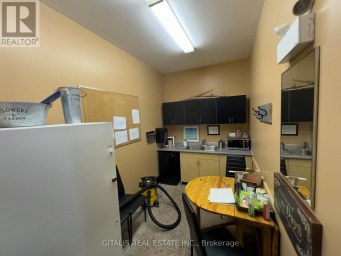 126 WELLINGTON STREET Kingston (Central City East) Ontario photo 6