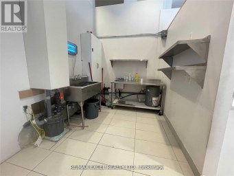 160 - 4750 YONGE STREET Toronto (Lansing-Westgate) Ontario photo 4