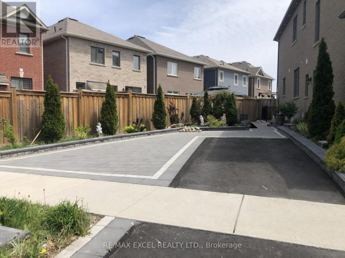 BSMT # 1 - 13 KILMARNOCK CRESCENT, Whitby, Ontario, L1P0E8