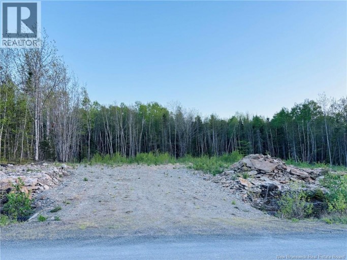 146 Smith Road, Hanwell, New Brunswick (id Nb140220)