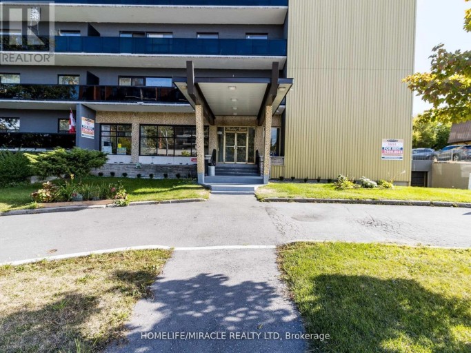 302 - 1651 VICTORIA PK AVENUE, Toronto (Wexford-Maryvale), Ontario, M1R1P9