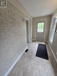 17 AGINCOURT PLACE London South (South T) Ontario photo 2