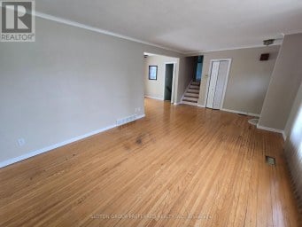 17 AGINCOURT PLACE London South (South T) Ontario photo 6
