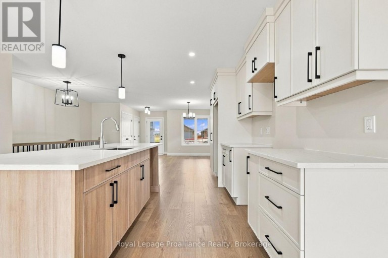 100 HASTINGS PARK DRIVE, Belleville (Belleville Ward), Ontario, K8P0G7