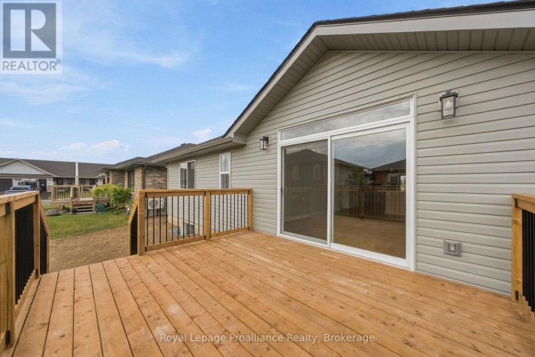 100 HASTINGS PARK DRIVE, Belleville (Belleville Ward), Ontario, K8P0G7