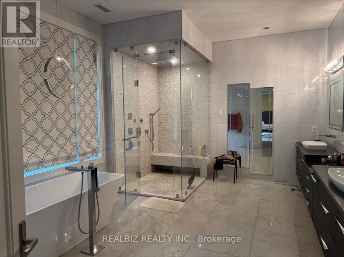 39 HEMFORD CRESCENT, Toronto (Banbury-Don Mills), Ontario, M3B2S4