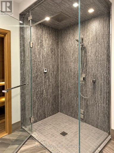39 HEMFORD CRESCENT, Toronto (Banbury-Don Mills), Ontario, M3B2S4