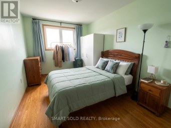 243 SHAWNEE CIRCLE Toronto (Pleasant View) Ontario photo 6