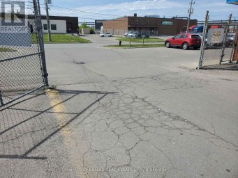 27 SELBY ROAD Brampton (Brampton East Industrial) Ontario photo 18