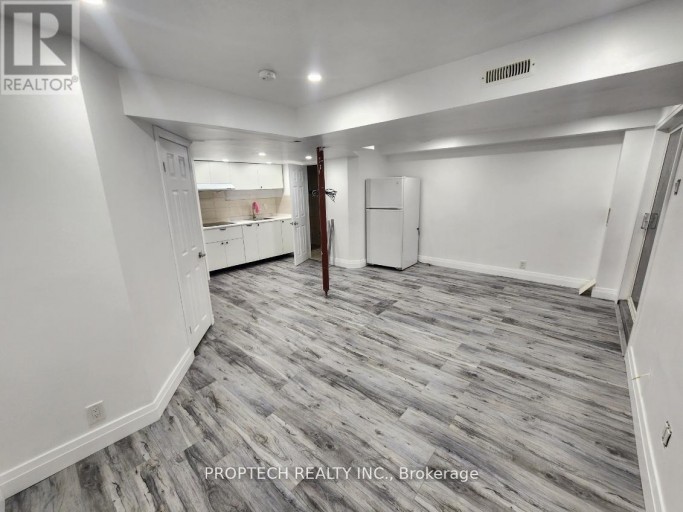 BASEMENT - 733 JOHN COLE COURT, Newmarket (Gorham-College Manor), Ontario, L3Y5V7