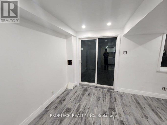 BASEMENT - 733 JOHN COLE COURT, Newmarket (Gorham-College Manor), Ontario, L3Y5V7