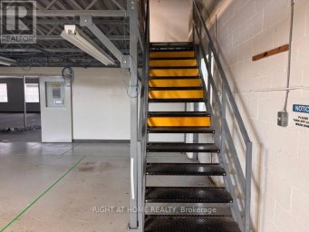 1-2 - 120 MIDWEST ROAD Toronto (Dorset Park) Ontario photo 9