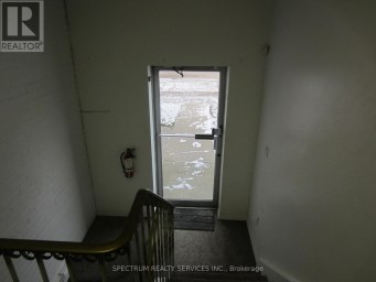 UNIT A - 76 SIGNET DRIVE Toronto (Humber Summit) Ontario photo 3