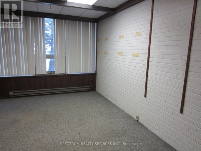 UNIT A - 76 SIGNET DRIVE, Toronto (Humber Summit), Ontario, M9L1T2