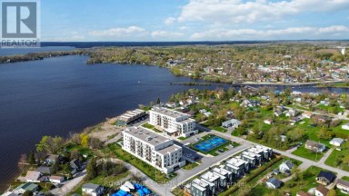 303 - 19B WEST STREET N Kawartha Lakes (Fenelon Falls) Ontario photo 3