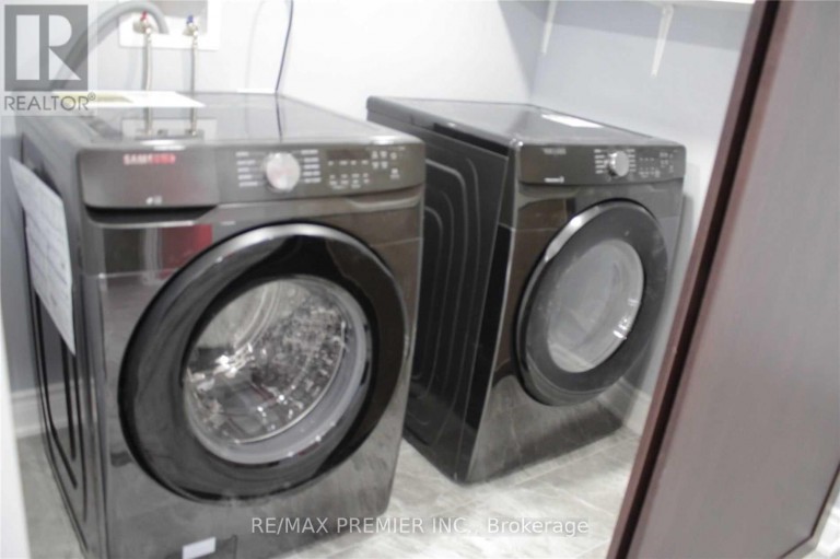 BSMT - 122 GARYSCHOLL ROAD, Vaughan (Vellore Village), Ontario, L4H3R7