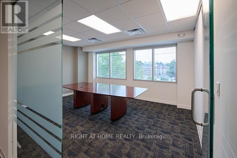 500 - 170 SHEPPARD AVENUE E, Toronto (Willowdale East), Ontario, M2N3A4