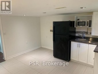LOWER - 307 ANDERSON STREET Whitby (Blue Grass Meadows) Ontario photo 6