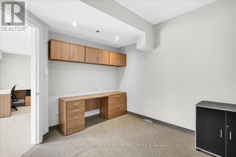 84 - 556 EDWARD AVENUE, Richmond Hill (Devonsleigh), Ontario, L4C9Y5