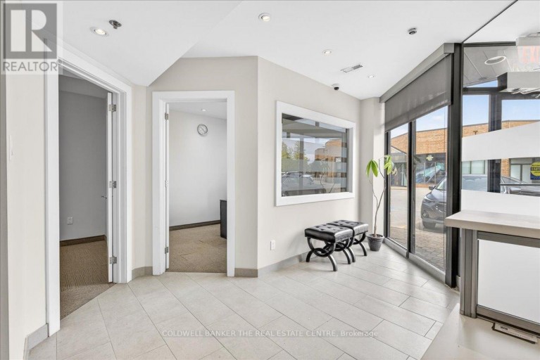 84 - 556 EDWARD AVENUE, Richmond Hill (Devonsleigh), Ontario, L4C9Y5