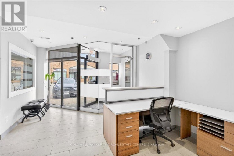 84 - 556 EDWARD AVENUE, Richmond Hill (Devonsleigh), Ontario, L4C9Y5