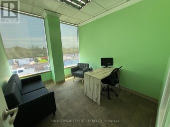 200 - 4101 STEELES AVENUE W Toronto (Black Creek) Ontario photo 5