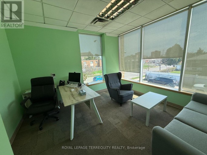 200 - 4101 STEELES AVENUE W, Toronto (Black Creek), Ontario, M3N1V7