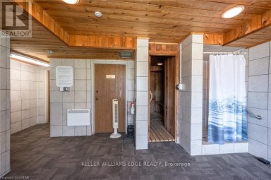 1007 - 45 POND MILLS ROAD London South (South J) Ontario photo 19