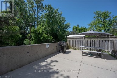 1007 - 45 POND MILLS ROAD London South (South J) Ontario photo 22