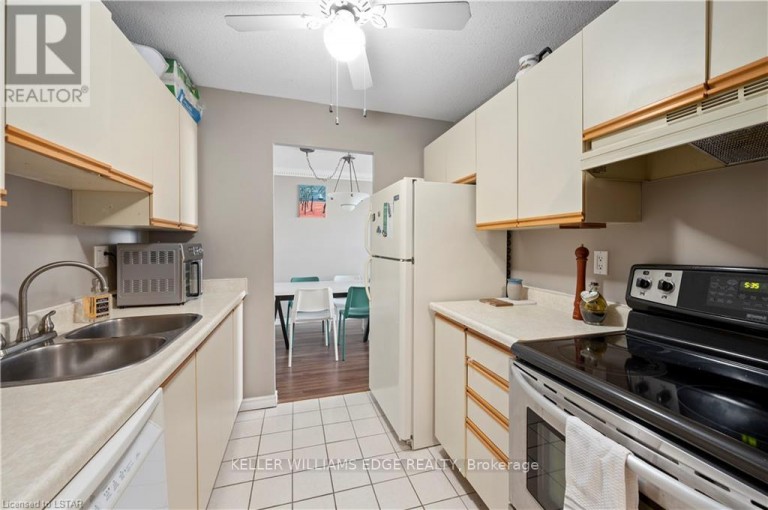 1007 - 45 POND MILLS ROAD, London South (South J), Ontario, N5Z4W5